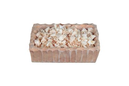 Schale aus Zirbenholz mit Zirbenholzspänen